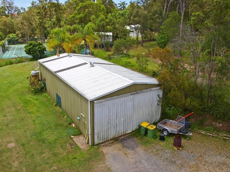 15 Uplands Drive, Parkwood QLD 4214