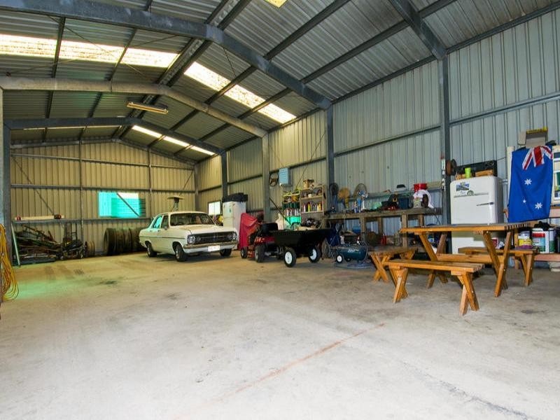 15 Uplands Drive, Parkwood QLD 4214