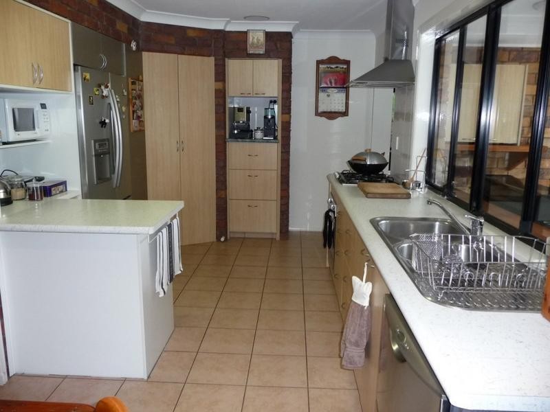 22 Aldrin Avenue, Benowa QLD 4217