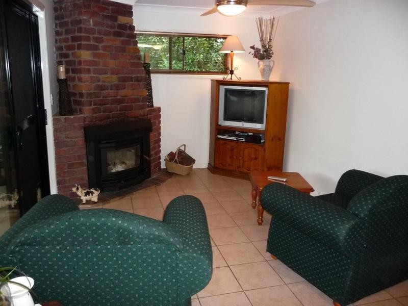 22 Aldrin Avenue, Benowa QLD 4217