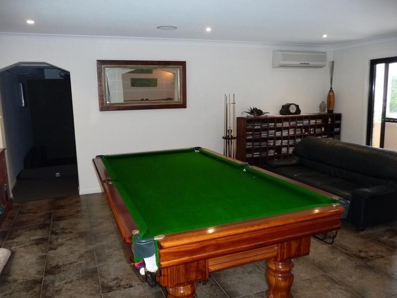 22 Aldrin Avenue, Benowa QLD 4217