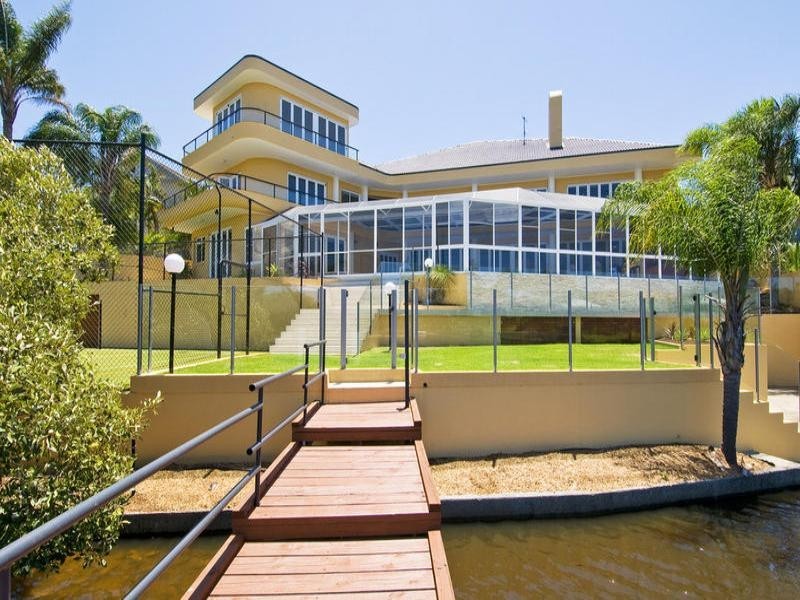 Benowa QLD 4217