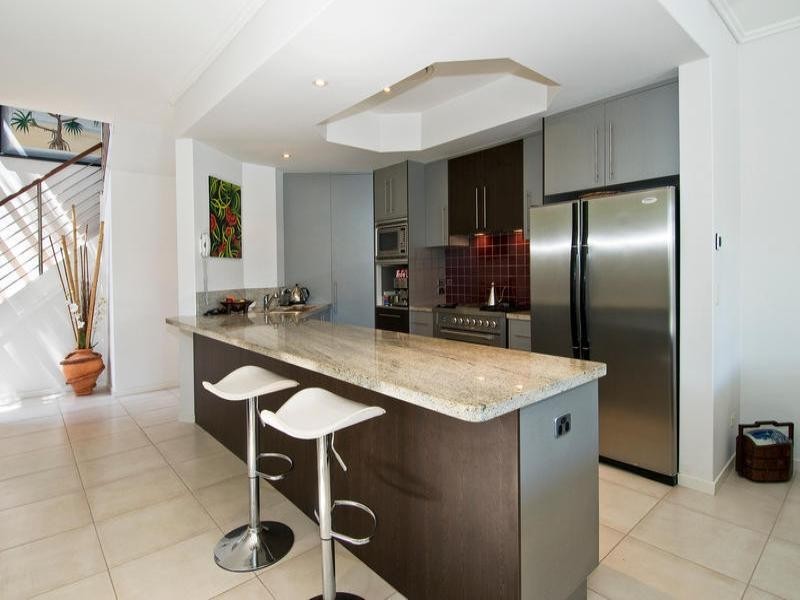 Chevron Island QLD 4217