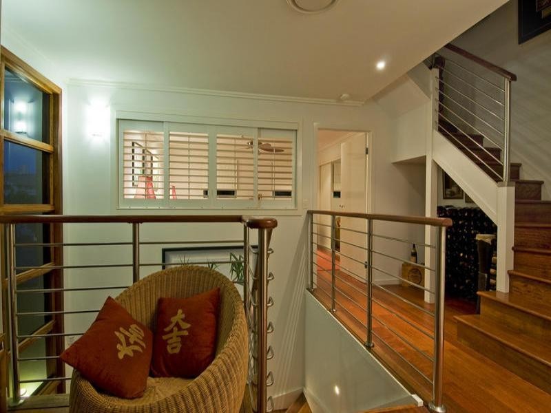 Chevron Island QLD 4217