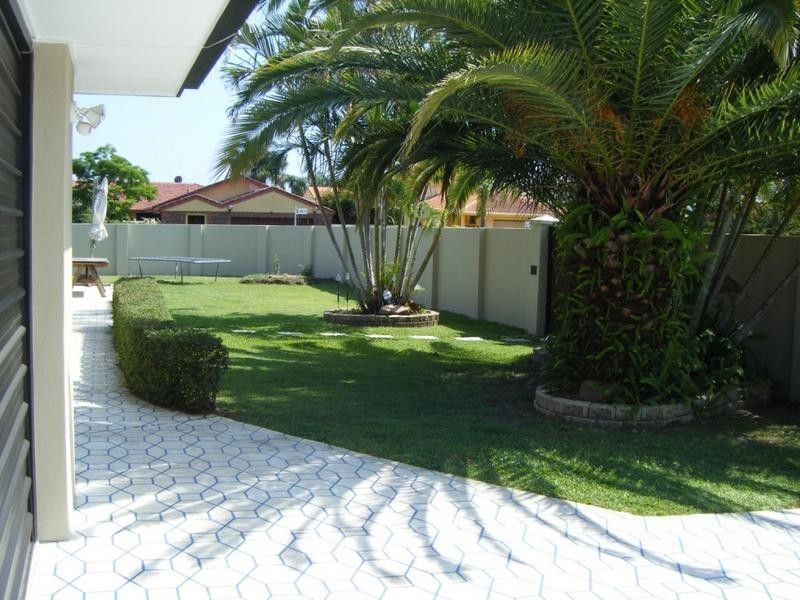 Benowa QLD 4217
