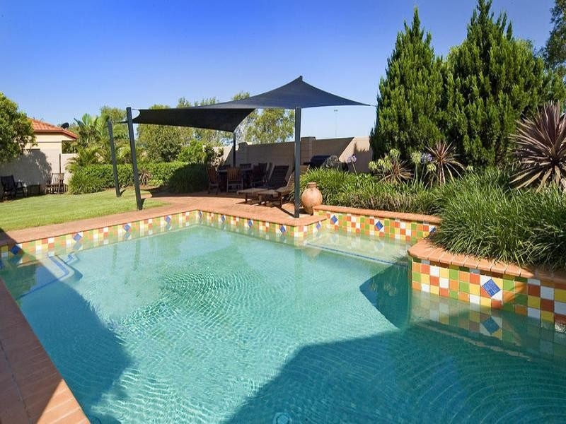 8 Parkwater Terrace, Helensvale QLD 4212