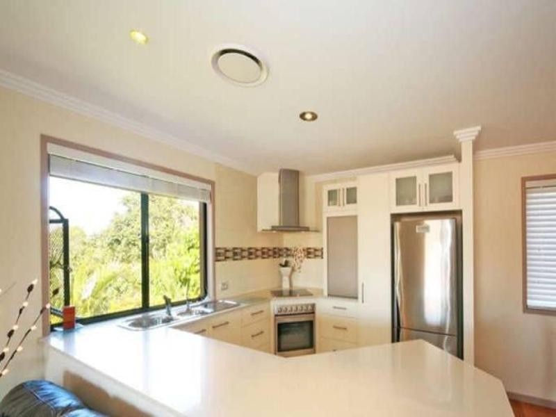 7 Villa Toscana.  16 Cascade Avenue, Benowa QLD 4217