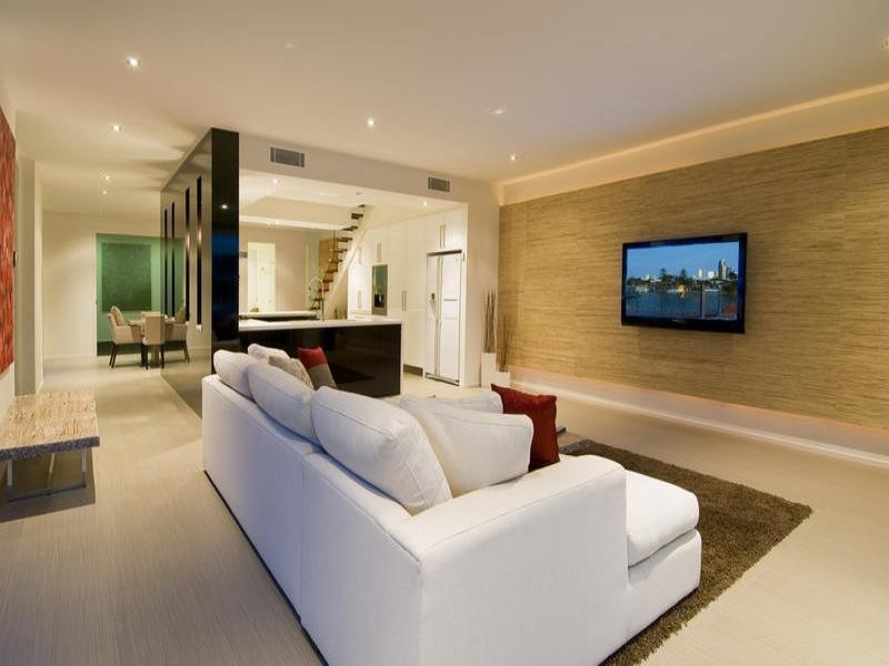 2/13a Vespa Crescent, Surfers Paradise QLD 4217