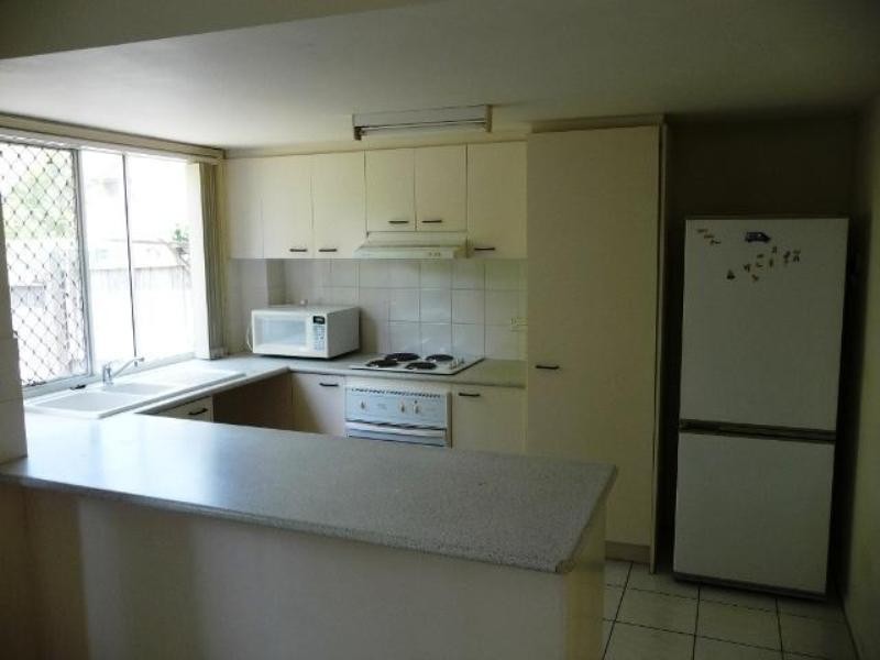 76 Harbour Town Villas. 643 Pine Ridge Road, Biggera Waters QLD 4216