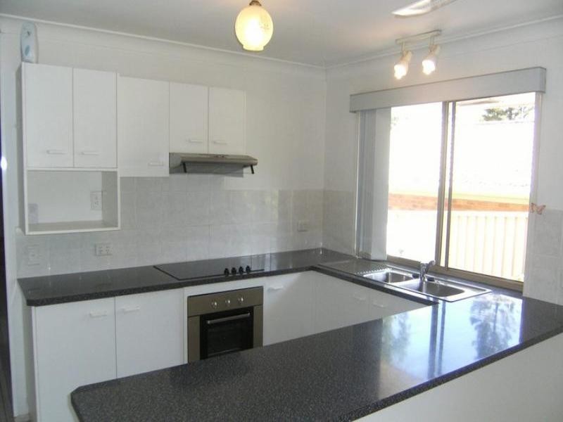 23 Captain Cook Close, Arundel QLD 4214