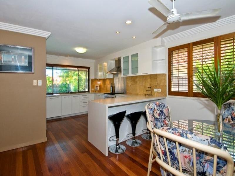 15 Mackay Close, Sorrento QLD 4217