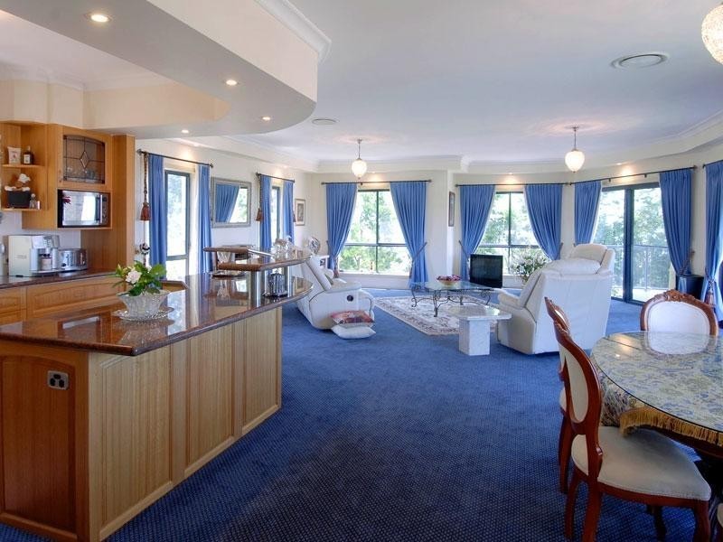 55 Armstrong Way, Highland Park QLD 4211