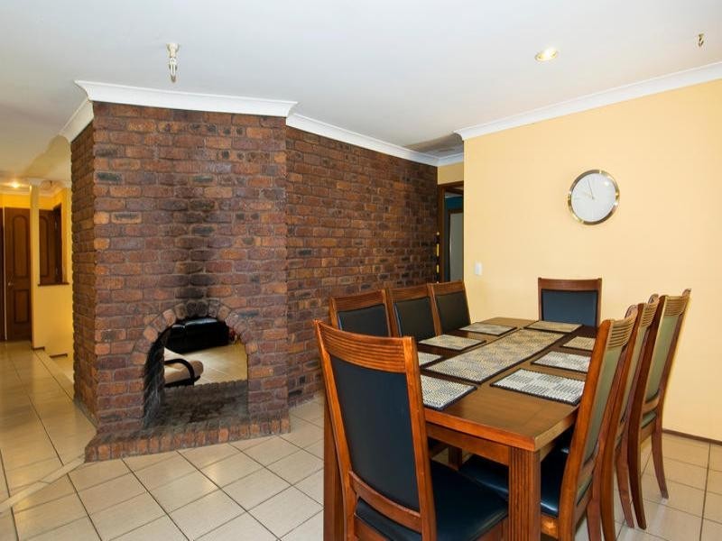 19 Uplands Drive, Parkwood QLD 4214