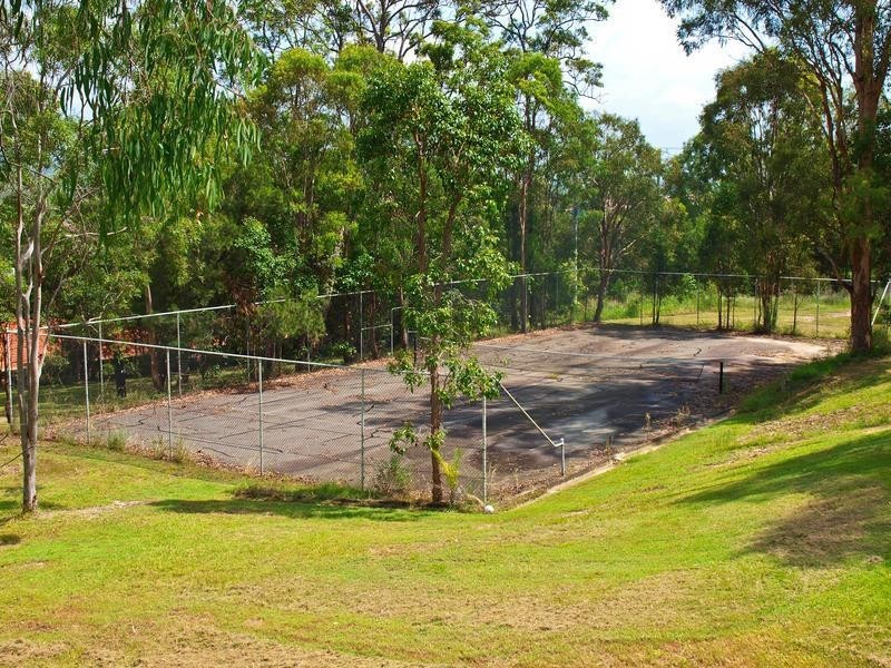 19 Uplands Drive, Parkwood QLD 4214