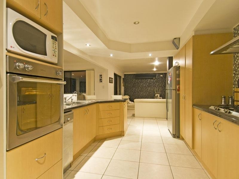 323a Ashmore Road, Benowa QLD 4217