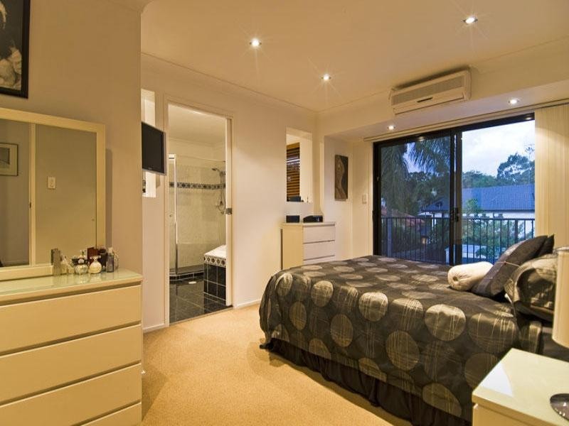 323a Ashmore Road, Benowa QLD 4217