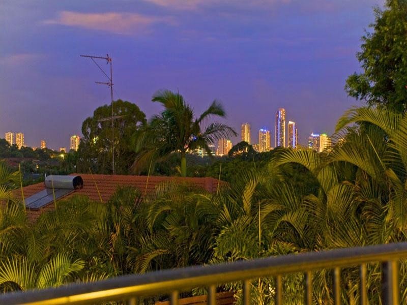 323a Ashmore Road, Benowa QLD 4217