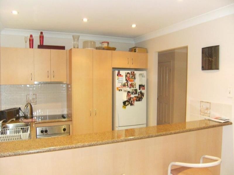 1/4 Jayden Place, Molendinar QLD 4214