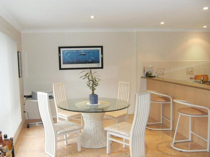 1/4 Jayden Place, Molendinar QLD 4214