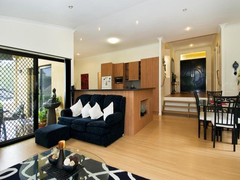 29 Ben Lomond Drive, Highland Park QLD 4211