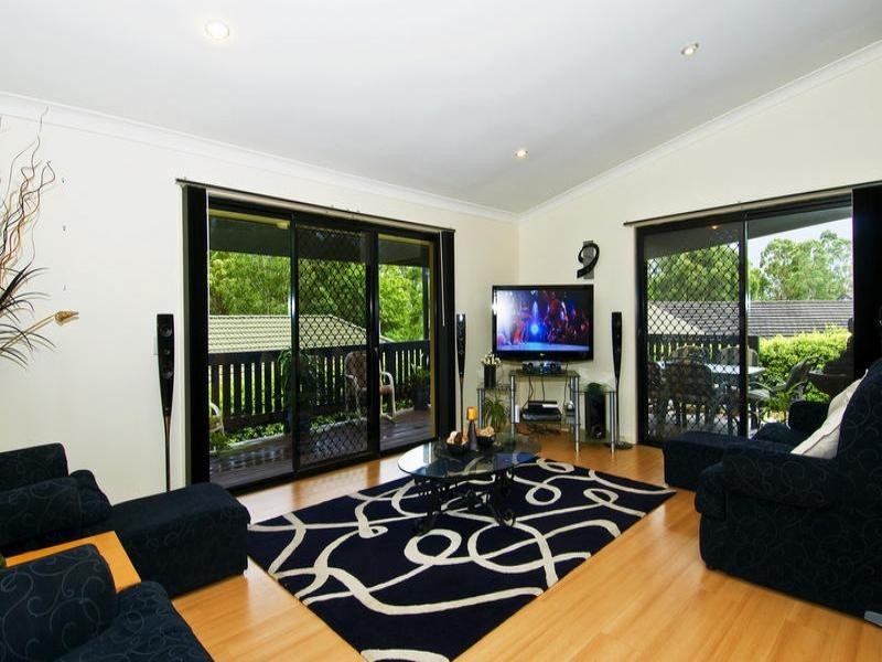 29 Ben Lomond Drive, Highland Park QLD 4211