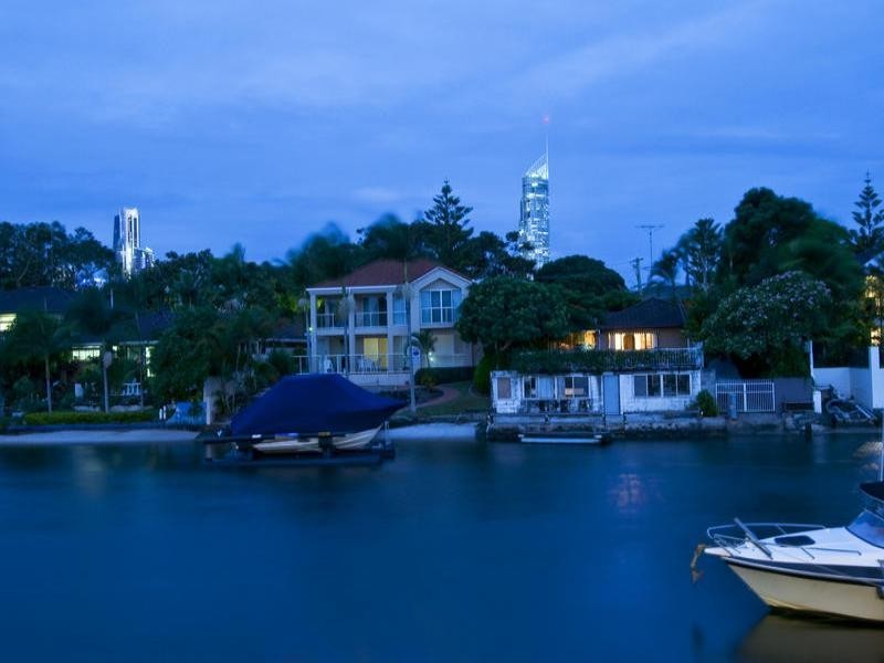 51 Wildwood Gardens. 21-23 Elliott Street, Bundall QLD 4217