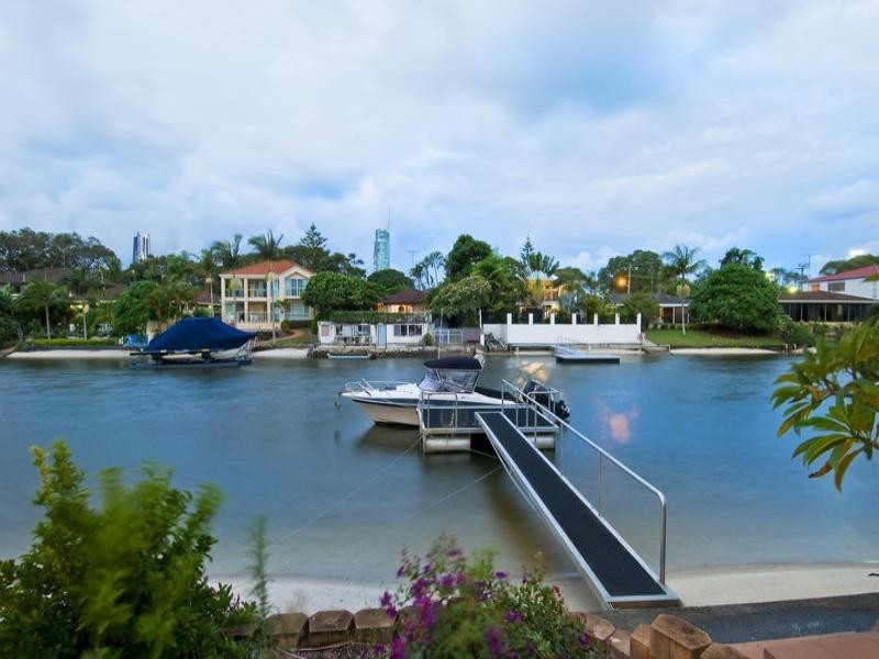 51 Wildwood Gardens. 21-23 Elliott Street, Bundall QLD 4217