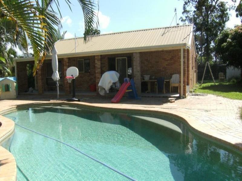 42 Theodore Place, Molendinar QLD 4214