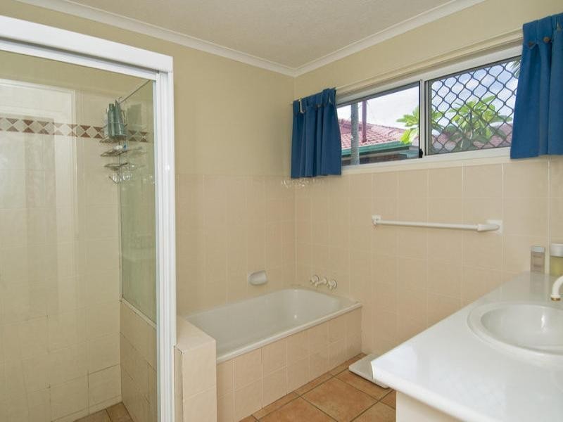 Sorrento QLD 4217