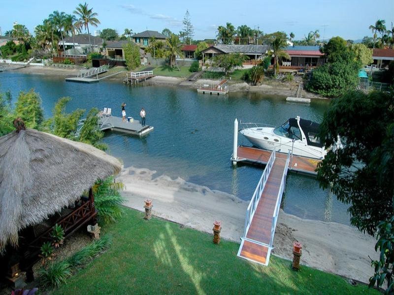 Isle Of Capri QLD 4217