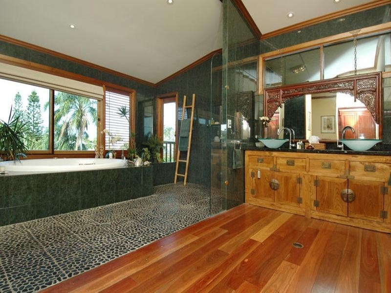 Isle Of Capri QLD 4217