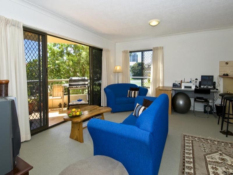 Chevron Island QLD 4217