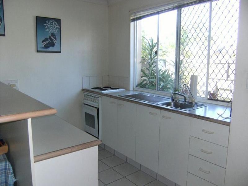 29 Surfers Palms Plaza.  50 St Kevins Avenue, Benowa QLD 4217