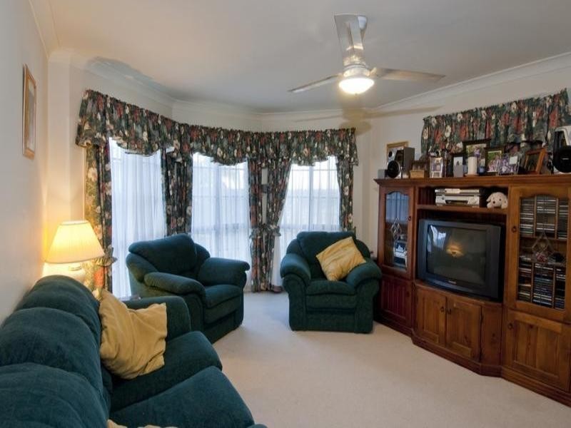 43 Palmerston Drive, Oxenford QLD 4210