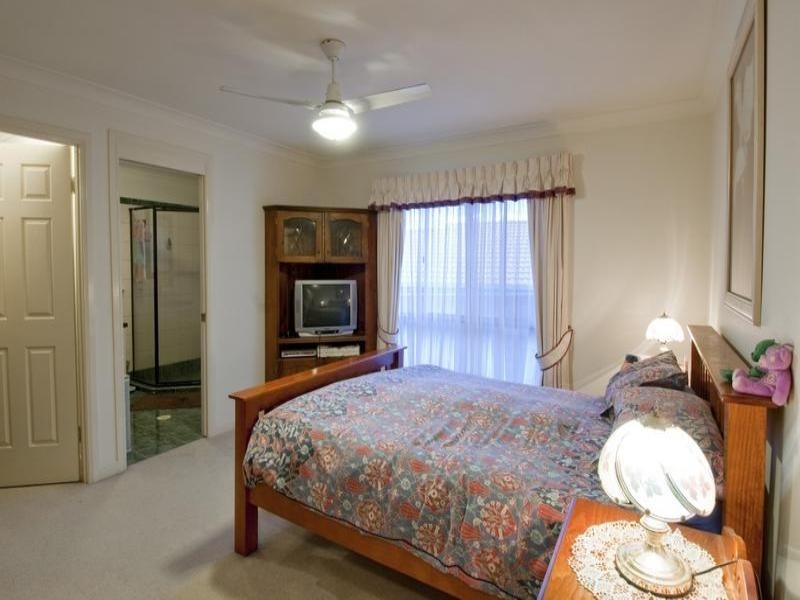 43 Palmerston Drive, Oxenford QLD 4210