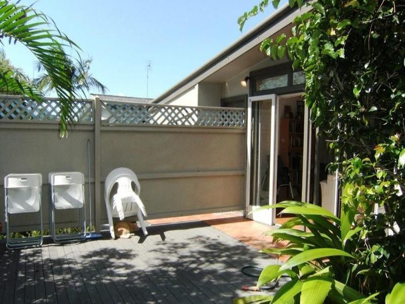 18 Second Avenue, Labrador QLD 4215