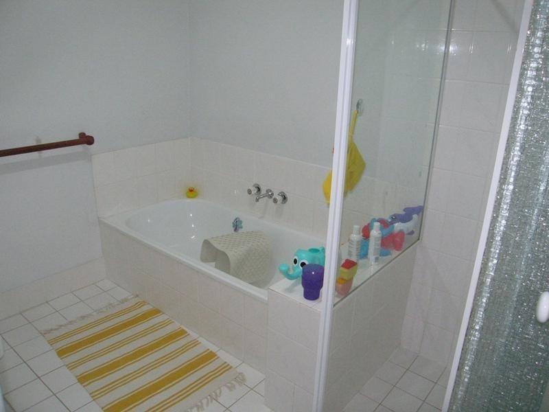 46 Waterford Court. 11 Waterford Court, Bundall QLD 4217