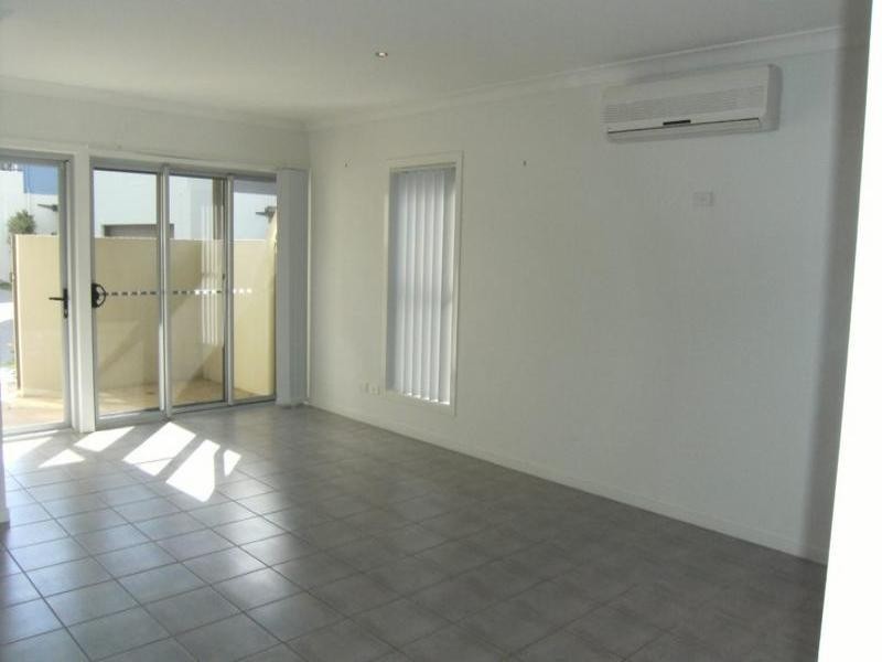 2 Benowa Rise. 215 Benowa Road, Benowa QLD 4217