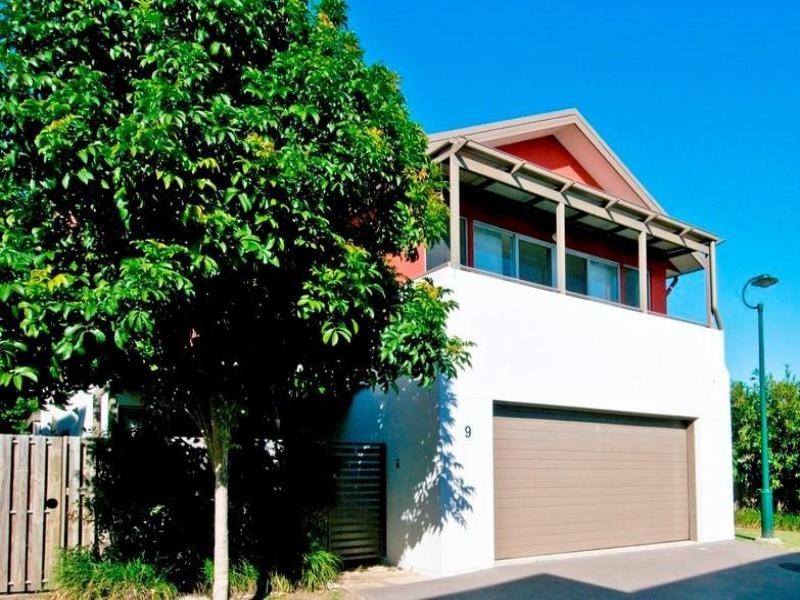 9 Benowa Rise. 215 Benowa Road, Benowa QLD 4217
