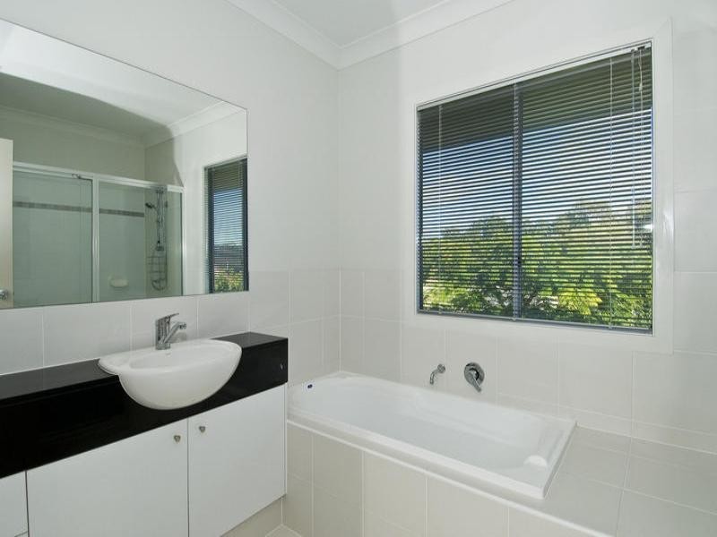 9 Benowa Rise. 215 Benowa Road, Benowa QLD 4217