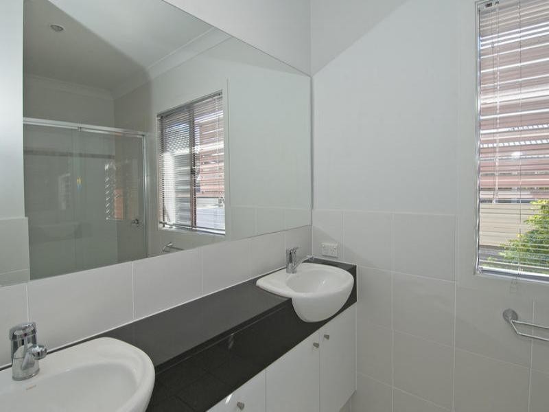 9 Benowa Rise. 215 Benowa Road, Benowa QLD 4217