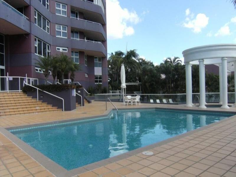 77A Grand Mariner. 12 Commodore Drive, Main Beach QLD 4217