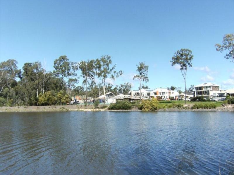 Varsity Lakes QLD 4227