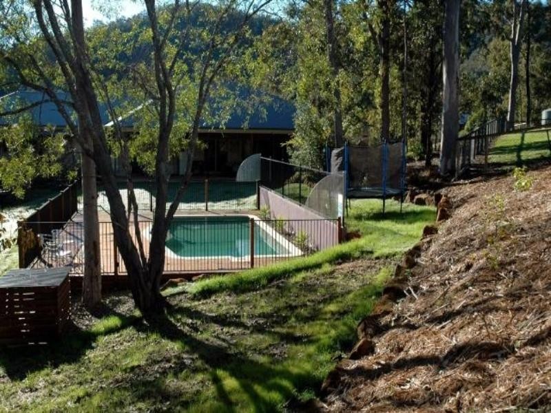 13 Barlee Place, Maudsland QLD 4210
