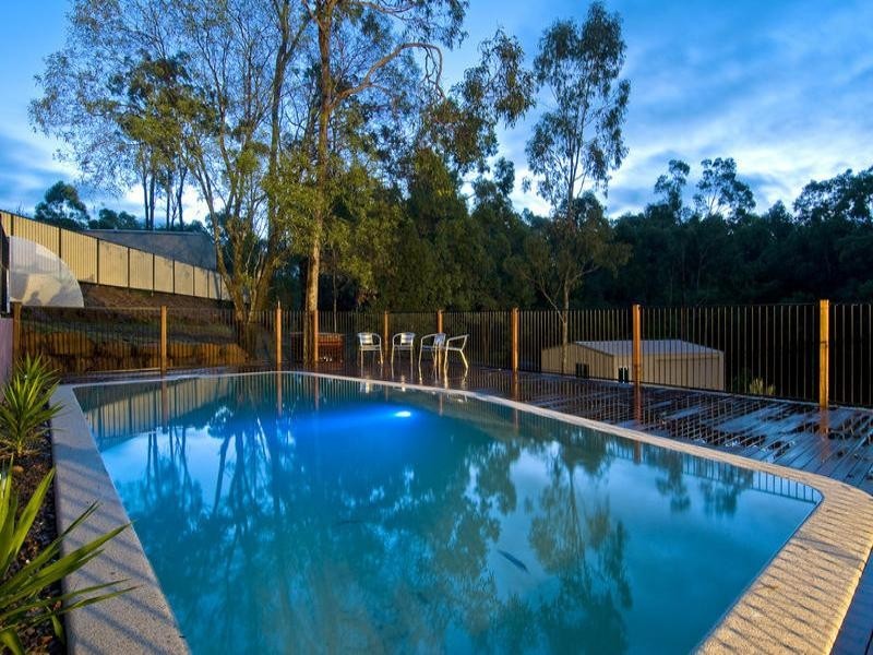 13 Barlee Place, Maudsland QLD 4210
