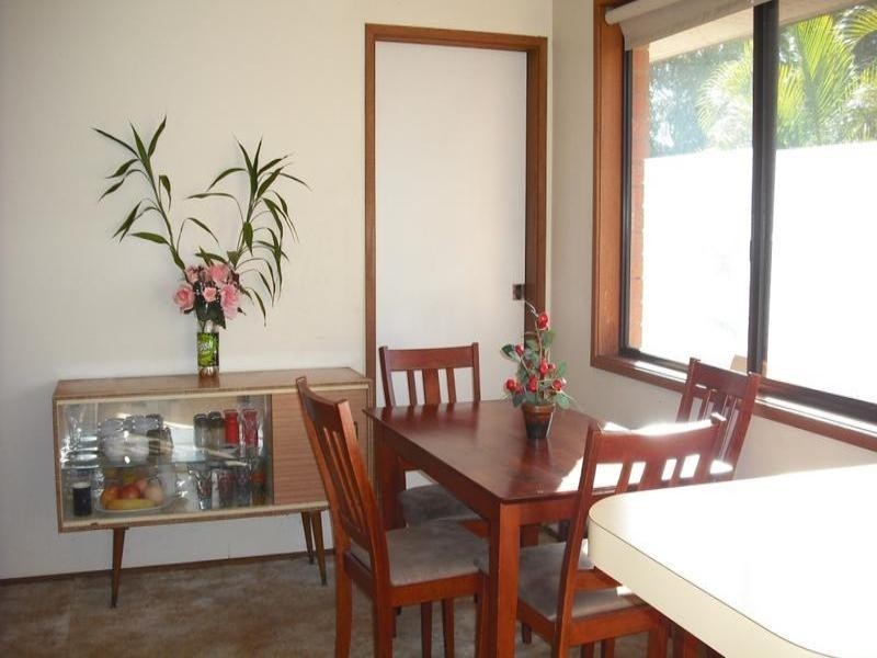 16 Burrendong Road, Coombabah QLD 4216