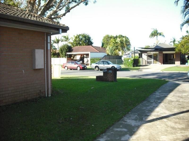 16 Burrendong Road, Coombabah QLD 4216