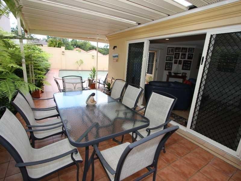 6 Abby Crescent, Ashmore QLD 4214