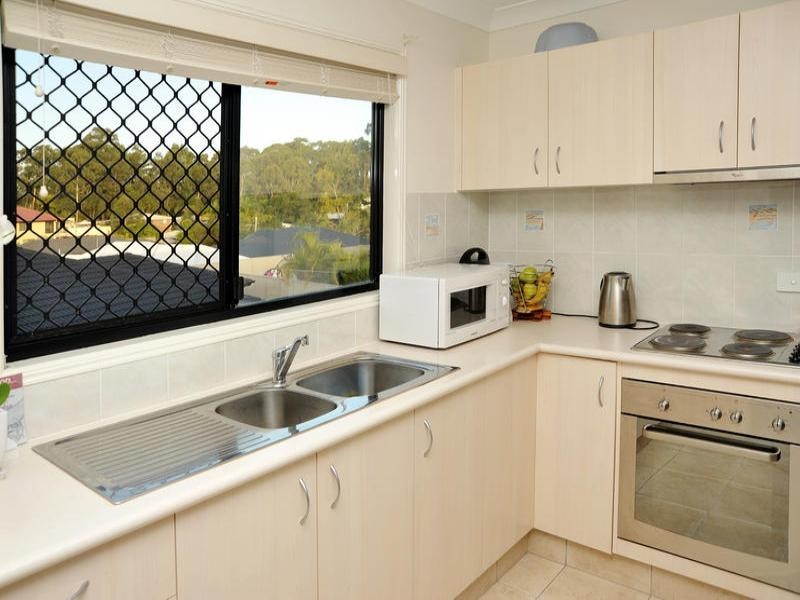 8 Silkwood Way, Molendinar QLD 4214