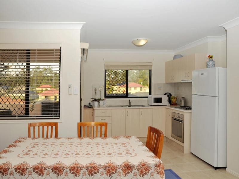 8 Silkwood Way, Molendinar QLD 4214